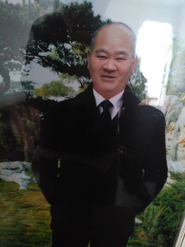 老方丈的第一张照片--荆州相亲服务中心