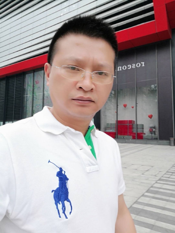 硬汉的第一张照片--荆州相亲服务中心