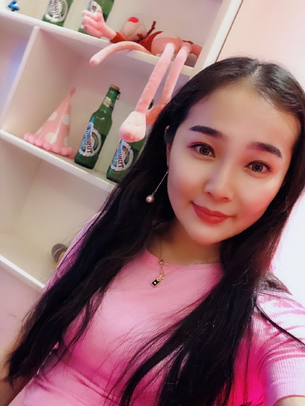 李雨菲的第一张照片--荆州相亲服务中心