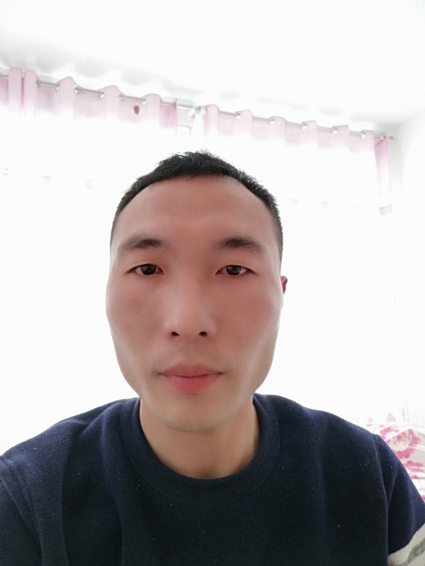 无悔的第一张照片--荆州相亲服务中心