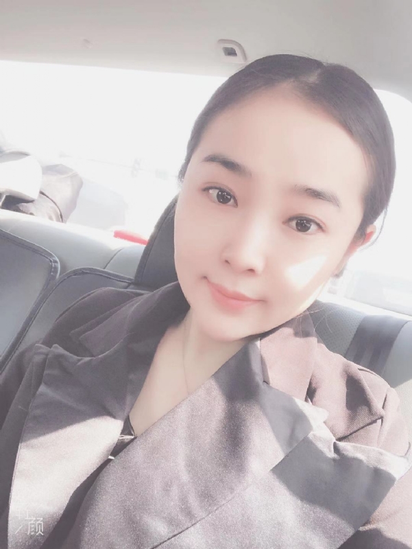 相拥未来的第四张照片--荆州相亲服务中心