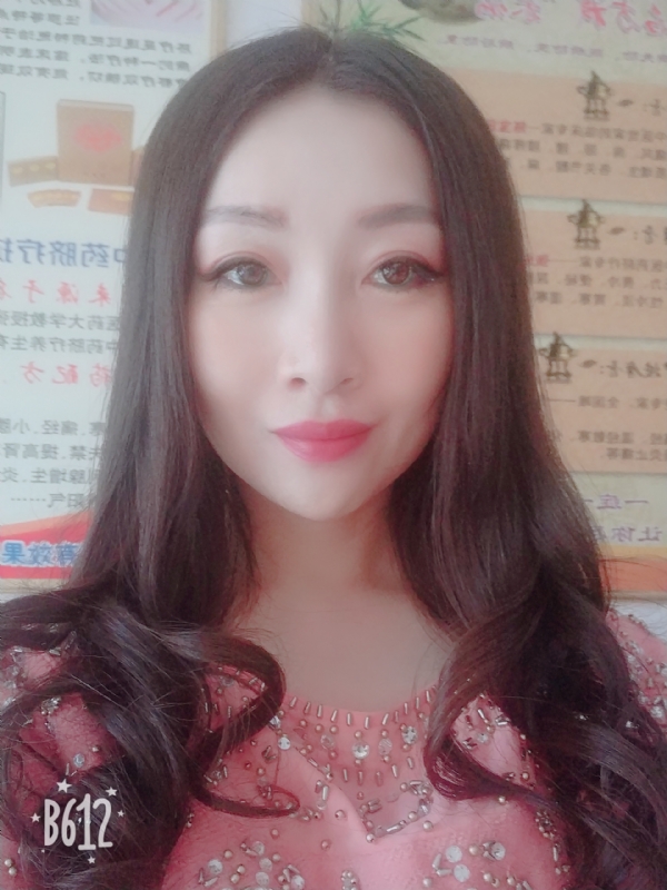 依旧yyl的第一张照片--荆州相亲服务中心