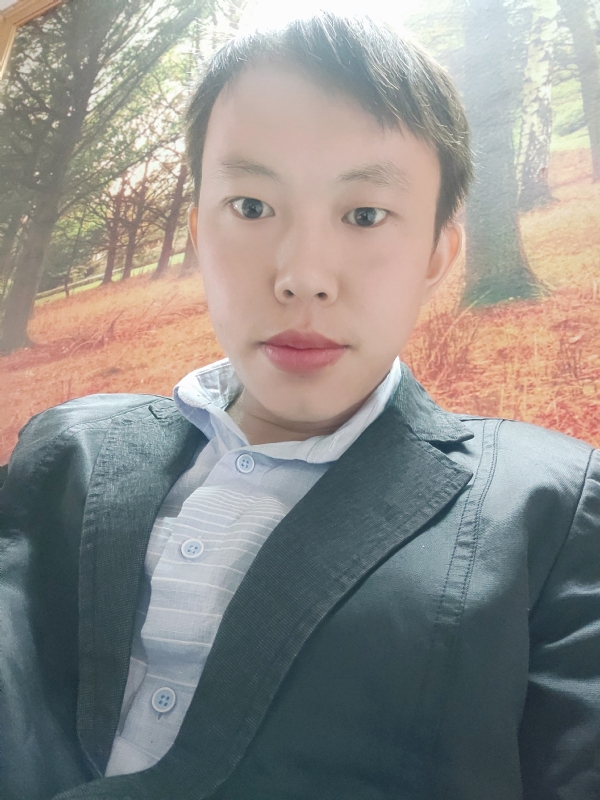 yuhyzww的第一张照片--荆州相亲服务中心