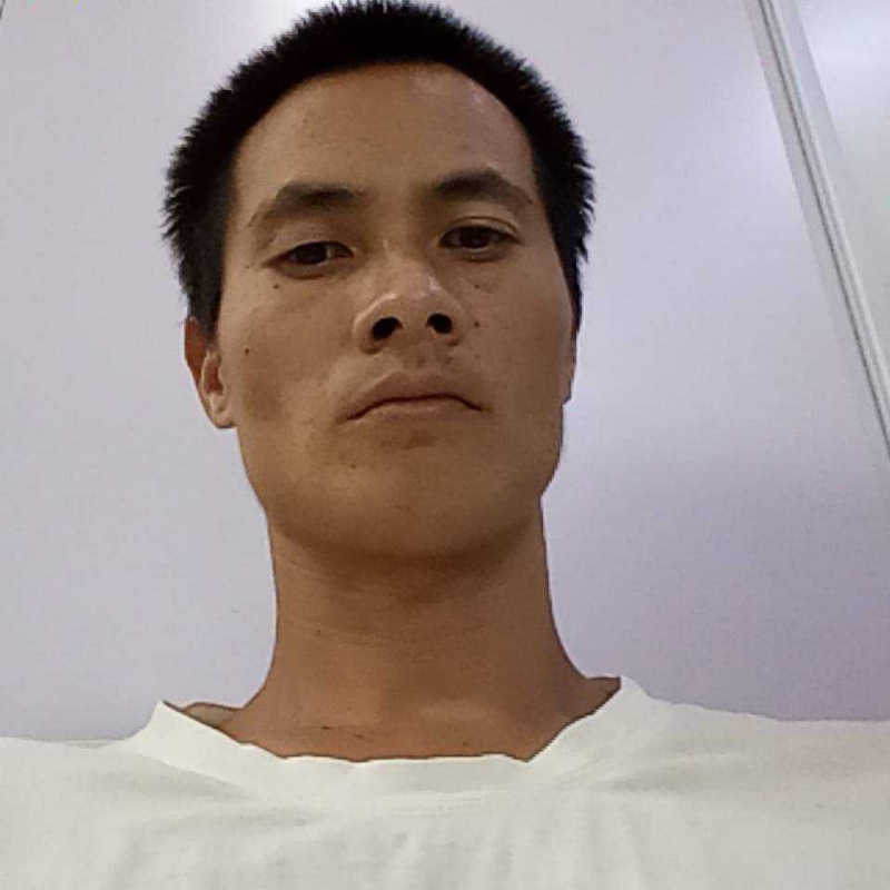 孤独的第一张照片--荆州相亲服务中心