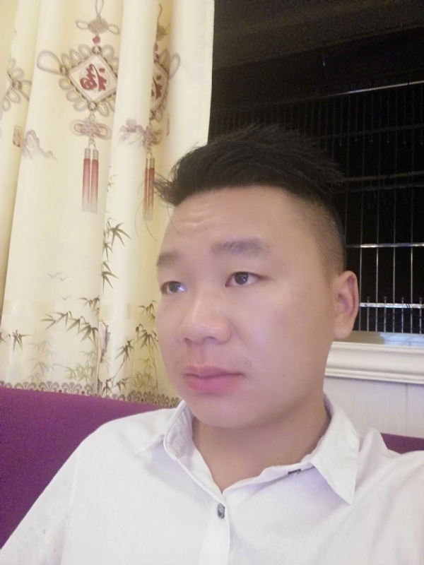 王梓林的第一张照片--荆州相亲服务中心