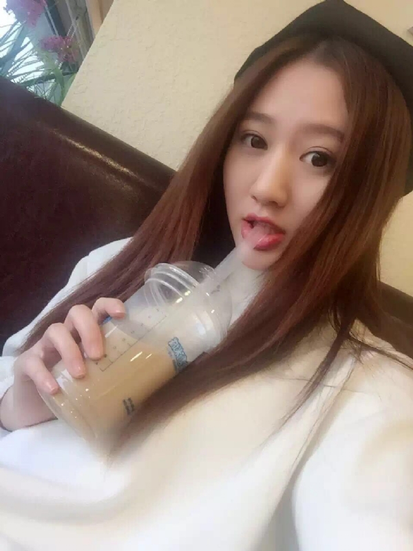 姚瑶的第一张照片--荆州相亲服务中心