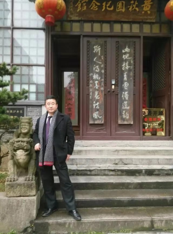 淡定牛魔王的第二张照片--荆州相亲服务中心