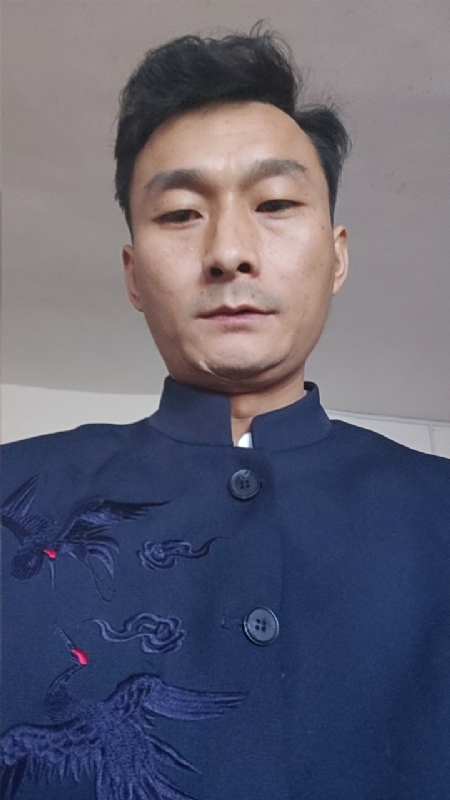 逆袭的小老鼠～龙long的第一张照片--荆州相亲服务中心