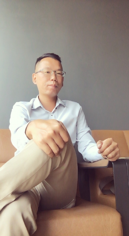 LI的第一张照片--荆州相亲服务中心