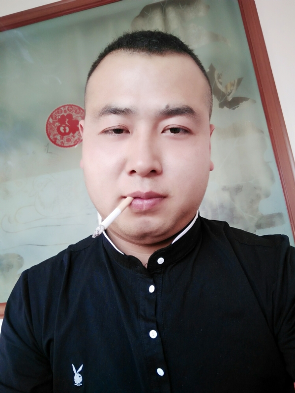 贰爺的第一张照片--荆州相亲服务中心