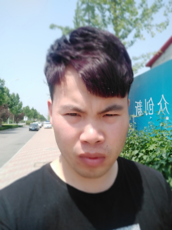 迷迭无情的第一张照片--荆州相亲服务中心