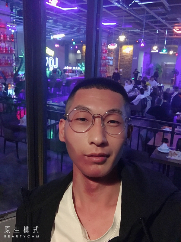 东北小伙的第一张照片--荆州相亲服务中心