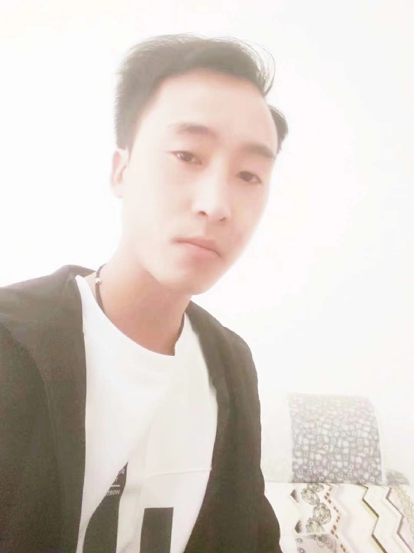 萧艺的第一张照片--荆州相亲服务中心