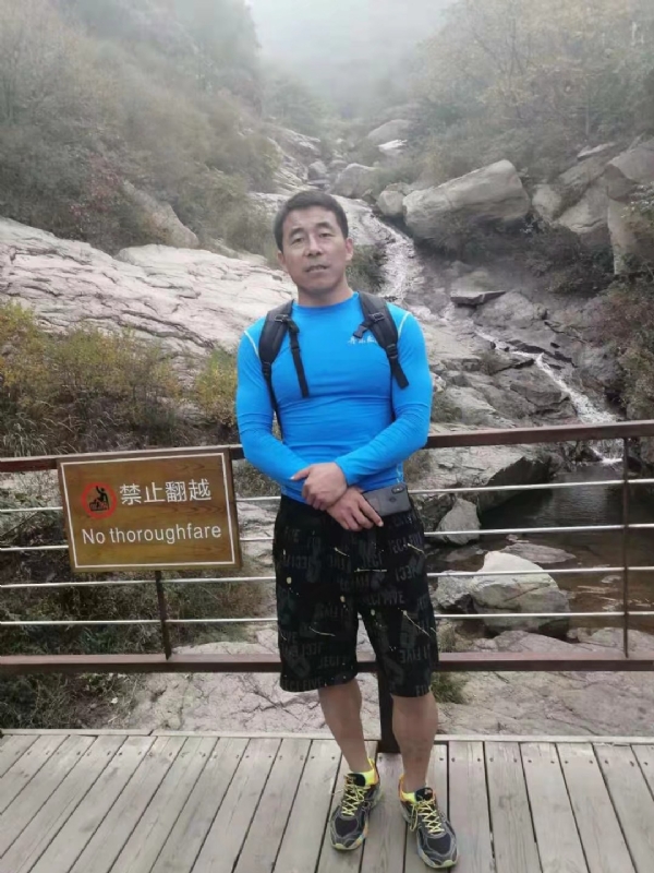 四季阳光的第一张照片--荆州相亲服务中心