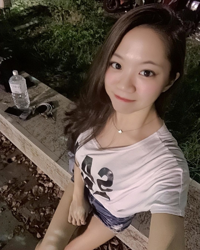 欣欣的第一张照片--荆州相亲服务中心
