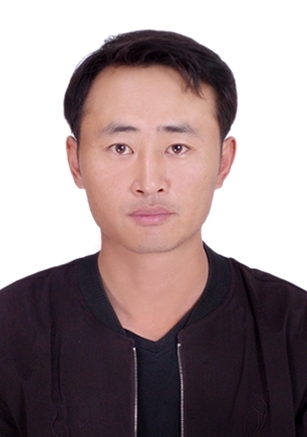 淡漠痕的第二张照片--荆州相亲服务中心