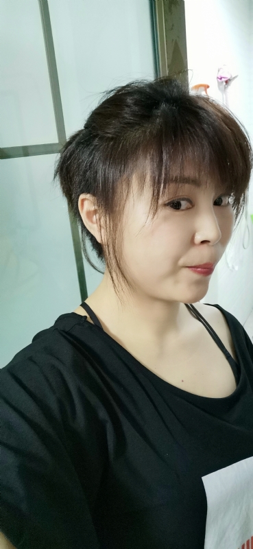木槿的第一张照片--荆州相亲服务中心