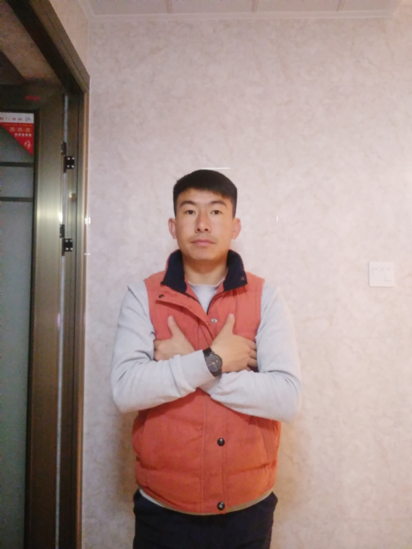 石林小伙的第二张照片--荆州相亲服务中心