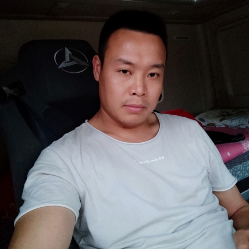 默默的第一张照片--荆州相亲服务中心