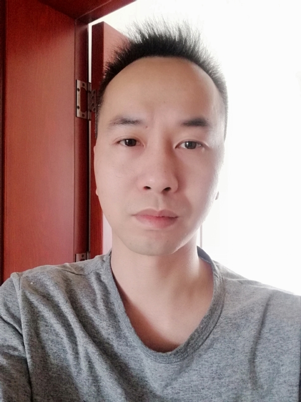 超级大混球的第四张照片--荆州相亲服务中心
