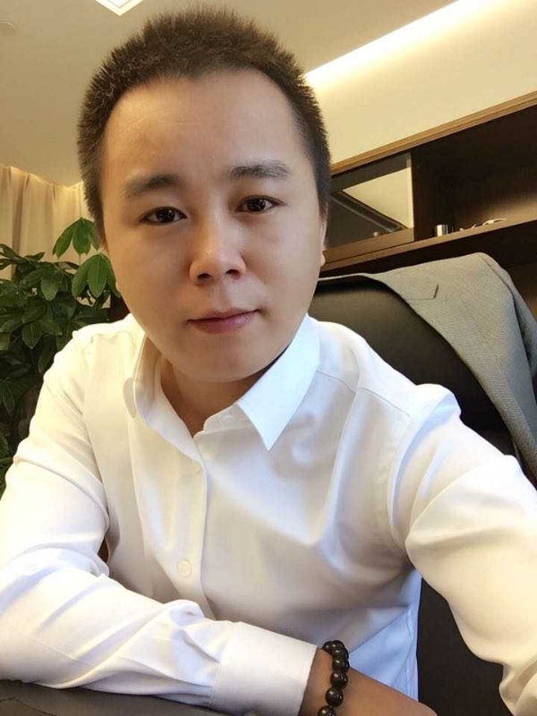 天若有情的第一张照片--荆州相亲服务中心
