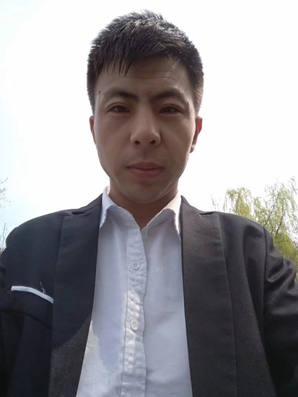 许以飞翔的第一张照片--荆州相亲服务中心
