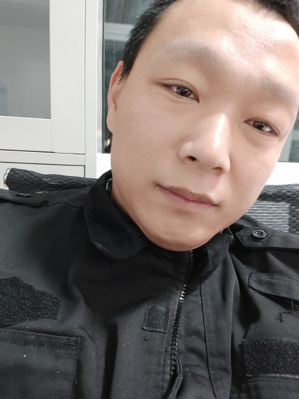 真实找人结婚的第二张照片--荆州相亲服务中心
