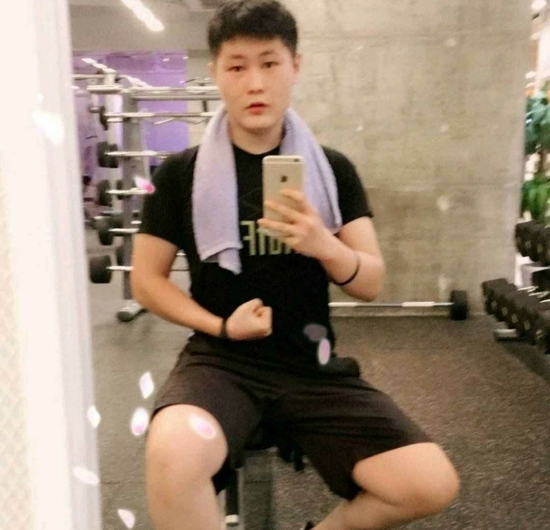 晚婚的第二张照片--荆州相亲服务中心