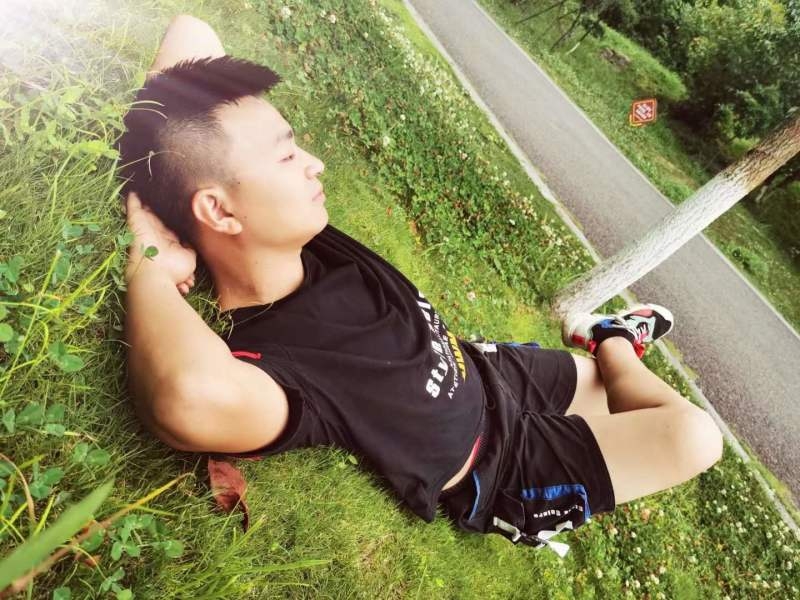 危笑的第一张照片--荆州相亲服务中心