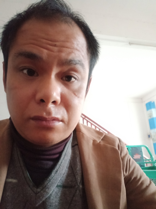 唐水果店发发发的第一张照片--荆州相亲服务中心
