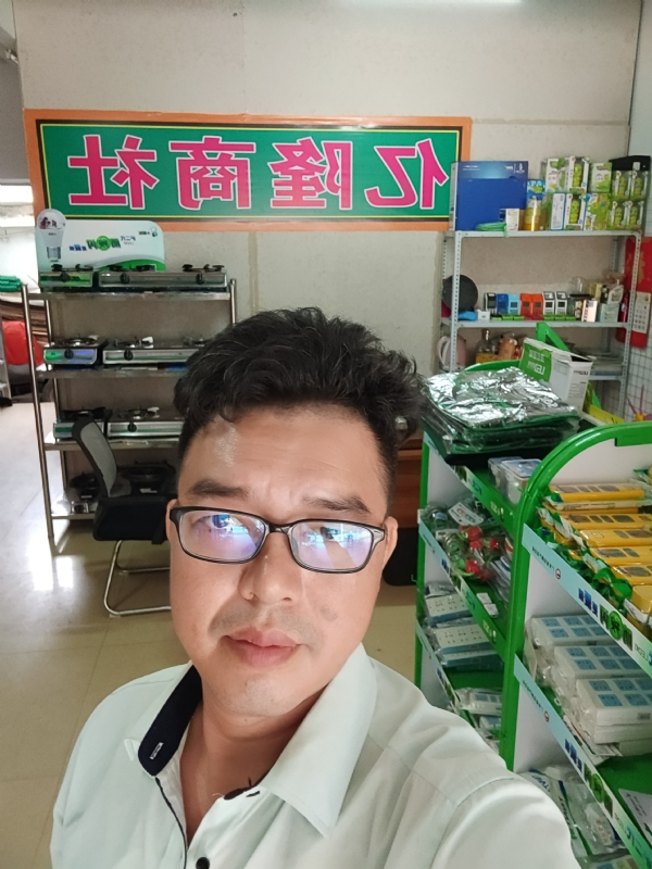 亿隆的第二张照片--荆州相亲服务中心