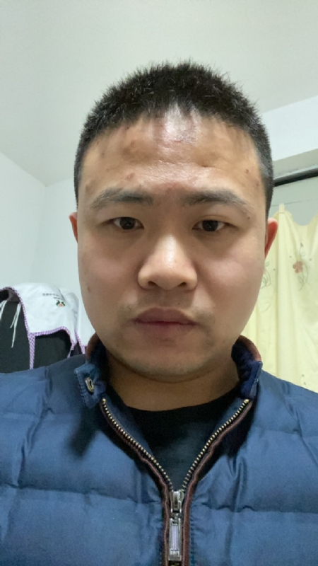 苹果的第一张照片--荆州相亲服务中心