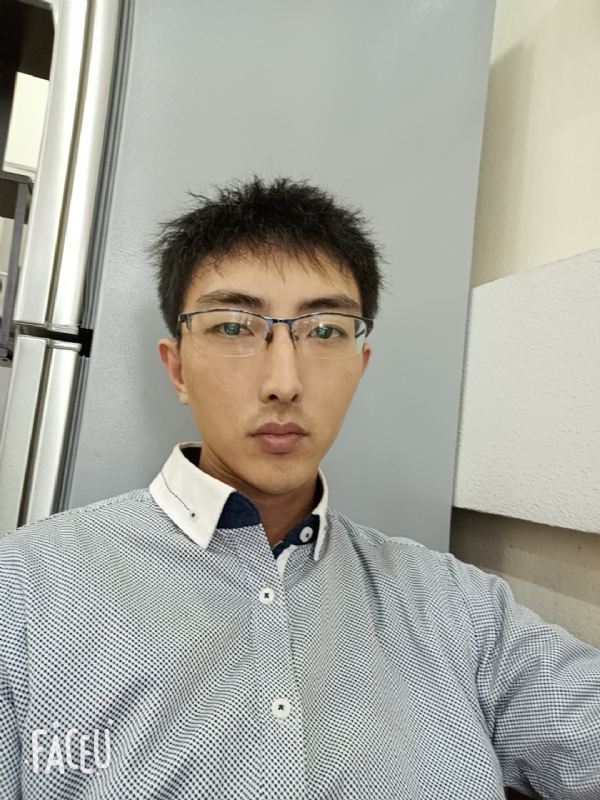 阳光大男孩的第二张照片--荆州相亲服务中心