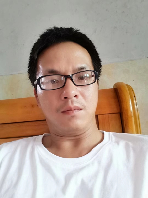 阿敏记的第一张照片--荆州相亲服务中心