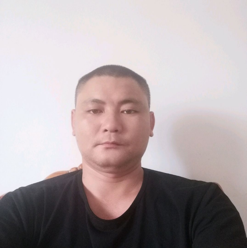 天涯沦落人的第一张照片--荆州相亲服务中心