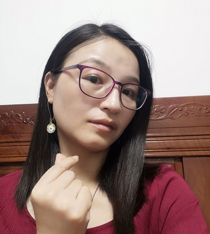 妹叮的第一张照片--荆州相亲服务中心