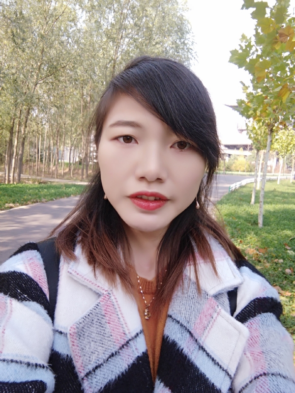 hely的第一张照片--荆州相亲服务中心