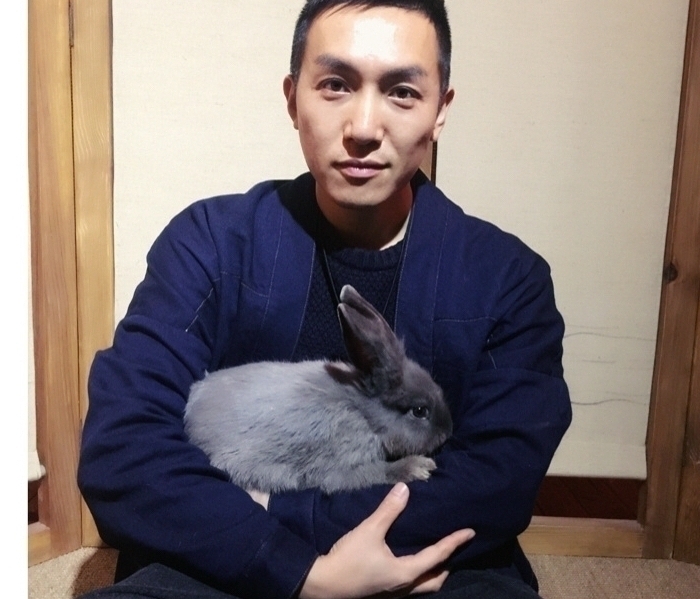 简单人生的第一张照片--荆州相亲服务中心