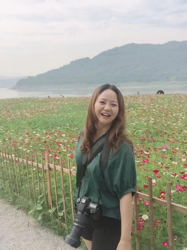 花雨的第一张照片--荆州相亲服务中心