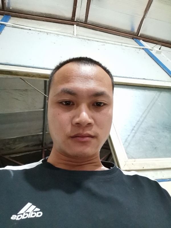真心交友的第一张照片--荆州相亲服务中心