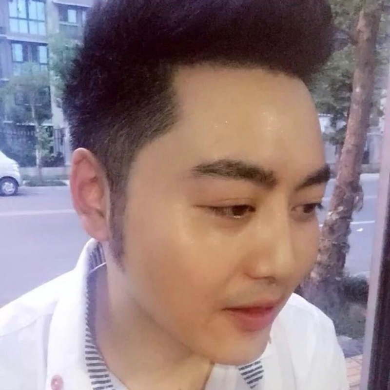 加油吧少年的第一张照片--荆州相亲服务中心