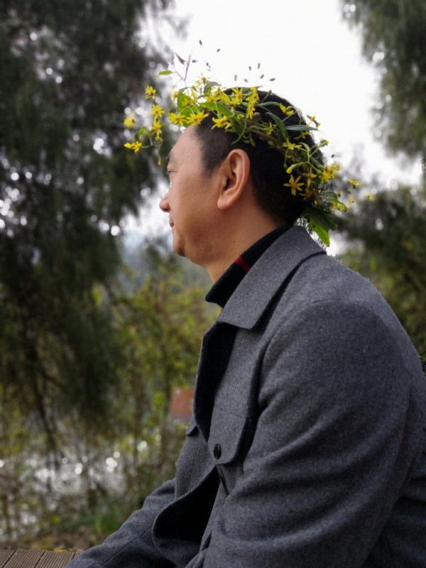 小白杨的第一张照片--荆州相亲服务中心