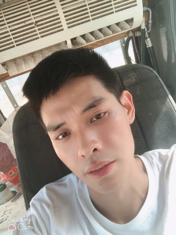 小董的第一张照片--荆州相亲服务中心