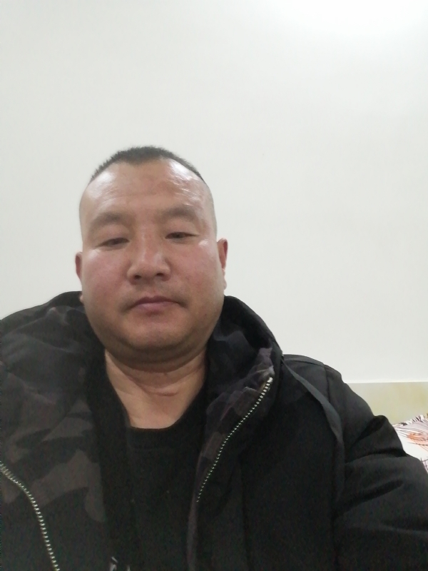 肖小江的第一张照片--荆州相亲服务中心