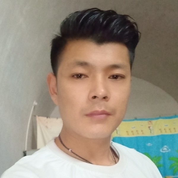 啊锋的第一张照片--荆州相亲服务中心