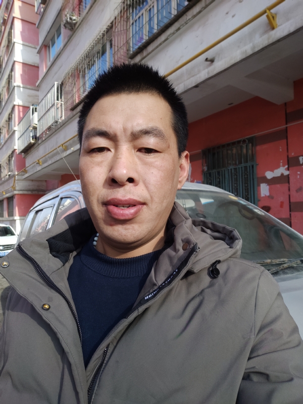 华哥的第一张照片--荆州相亲服务中心