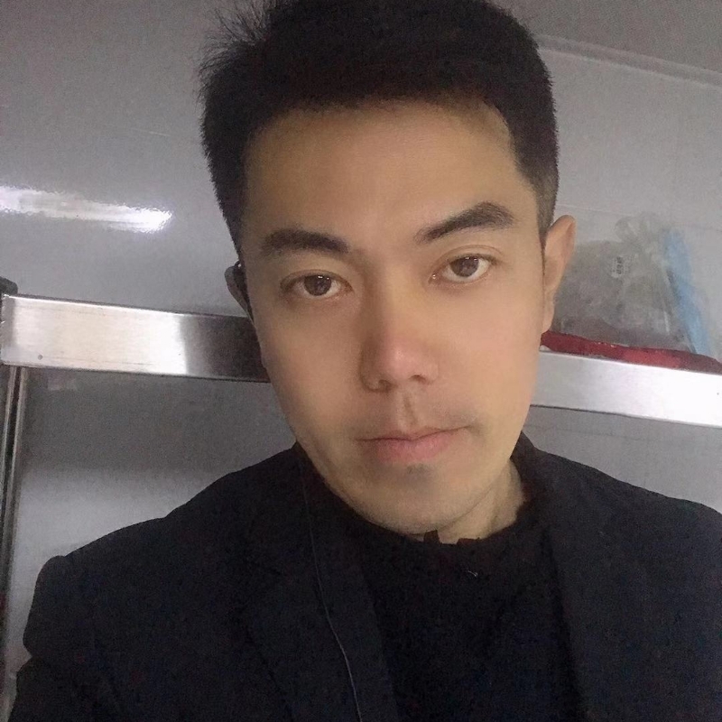李龙的第二张照片--荆州相亲服务中心