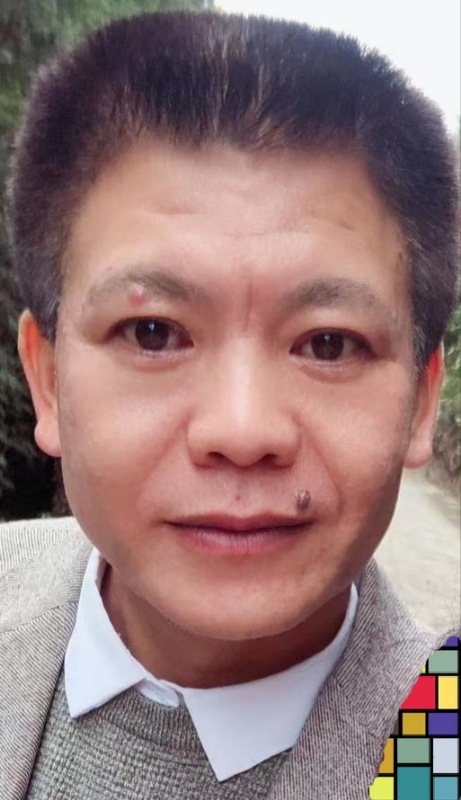 水中月的第一张照片--荆州相亲服务中心