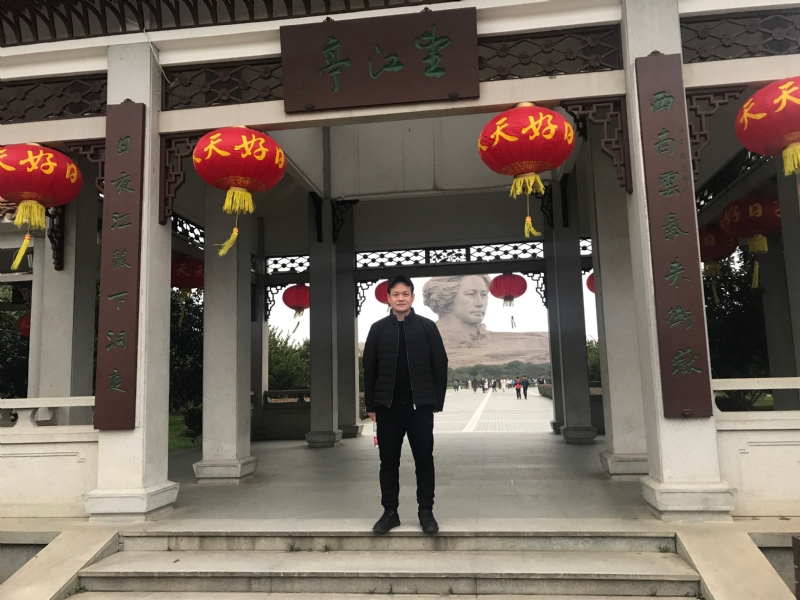 风继续吹的第一张照片--荆州相亲服务中心