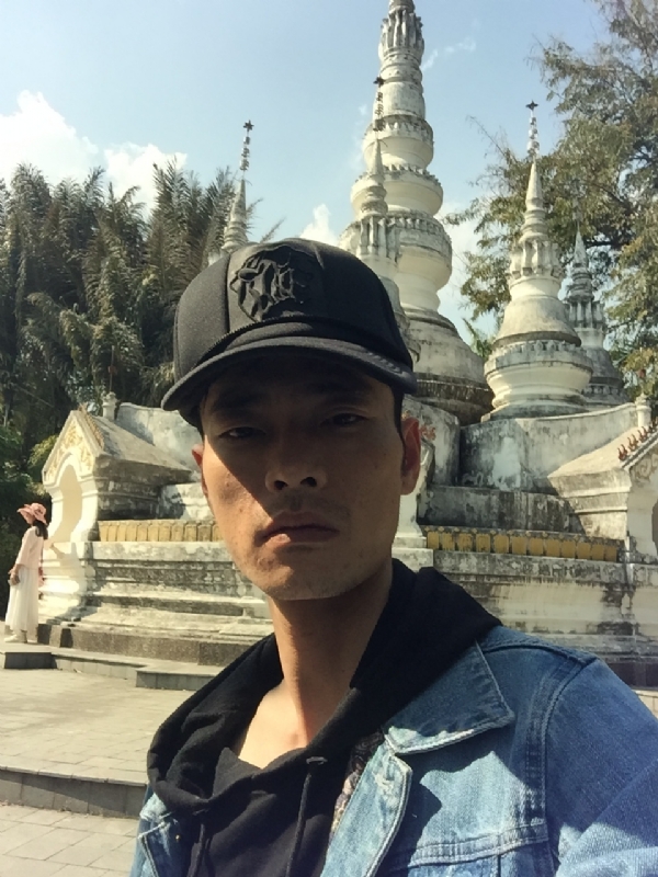 非诚勿扰的第一张照片--荆州相亲服务中心